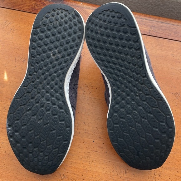 New Balance Men’s Size 8.5 - Picture 7 of 10